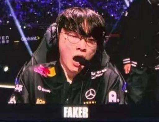 faker大魔王，真的是LPL的噩梦啊！在刚结束的S15半决赛，大魔王fak
