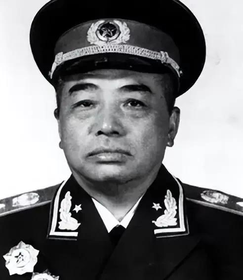 1974年元旦，彭德怀的健康状况急转直下，他已经完全瘫痪，无法自理。他似