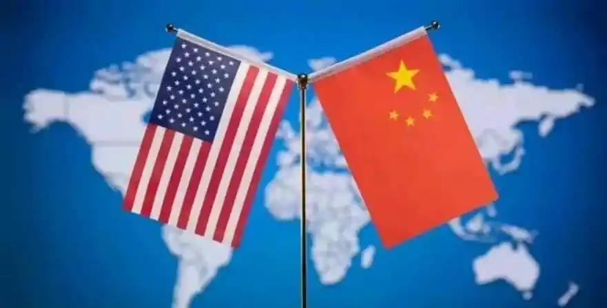 美国现在斗的不是俄罗斯，也不是欧洲，是我们，但相反的是我们斗的不是老美，目前，伊