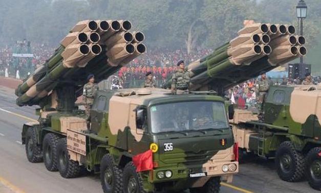 印度和巴基斯坦的冲突可能是一个“阴谋”！巴基斯坦70%的装备来自东大，美俄两国支