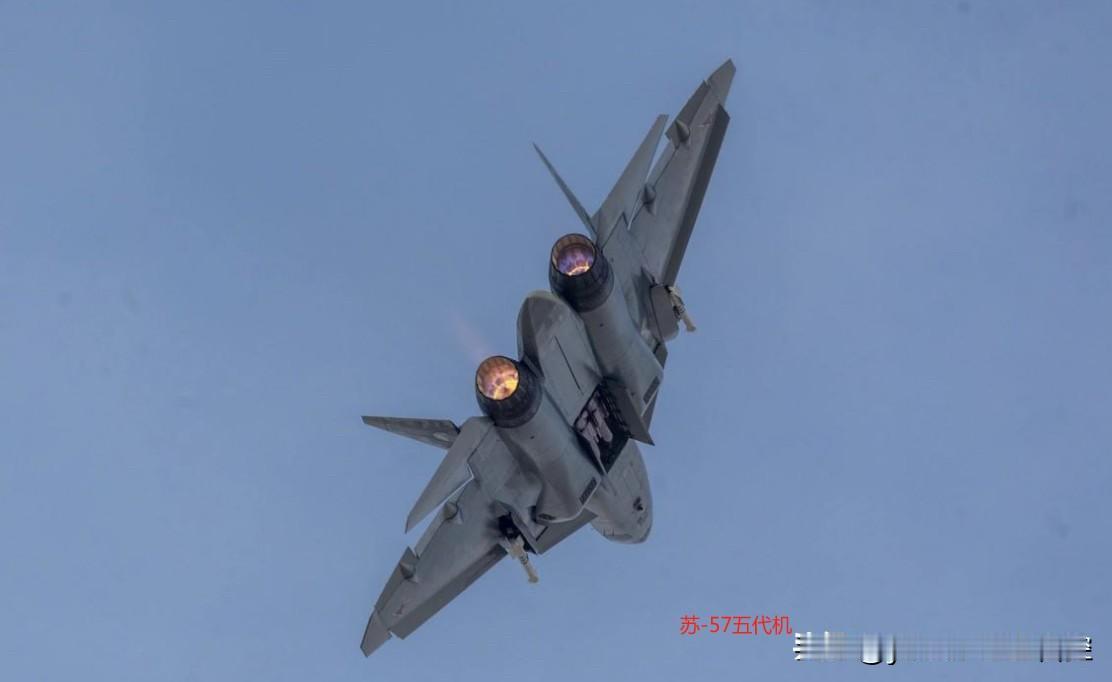 【基辅州遭俄军导弹打击】来自乌方的消息显示，过去一夜，俄军战术导弹及攻