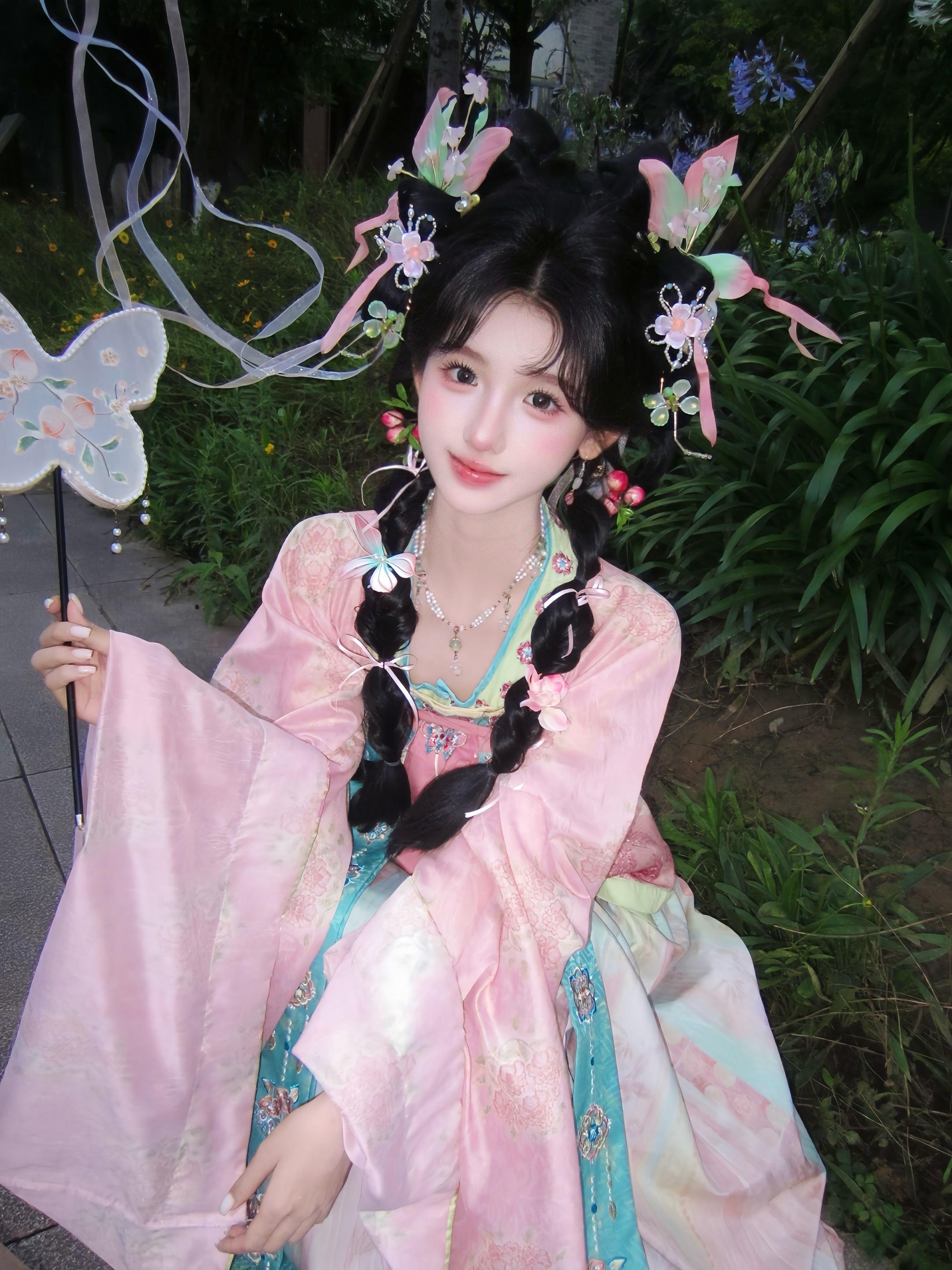 像小猫一样可爱🥰