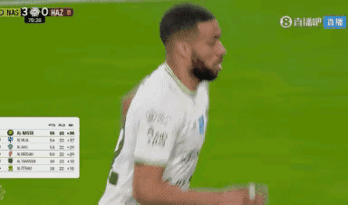 利雅得胜利巨星C罗真是太嚣张了！在今天进行的利雅得胜利和哈森姆的比赛中，当时比赛