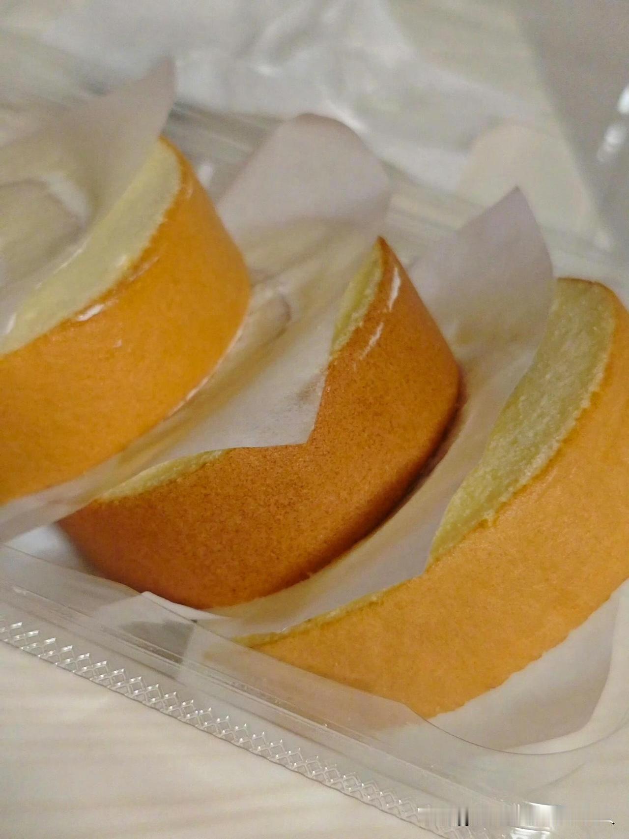 家政现在真不好干！雇主明明提前说好十二点吃饭，我掐着点把饭菜全做好端上桌，喊他