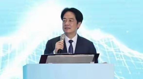 赖清德“数据障眼法”：妄图割裂两岸经济，实则自毁台湾根基近日，赖清德在一场活