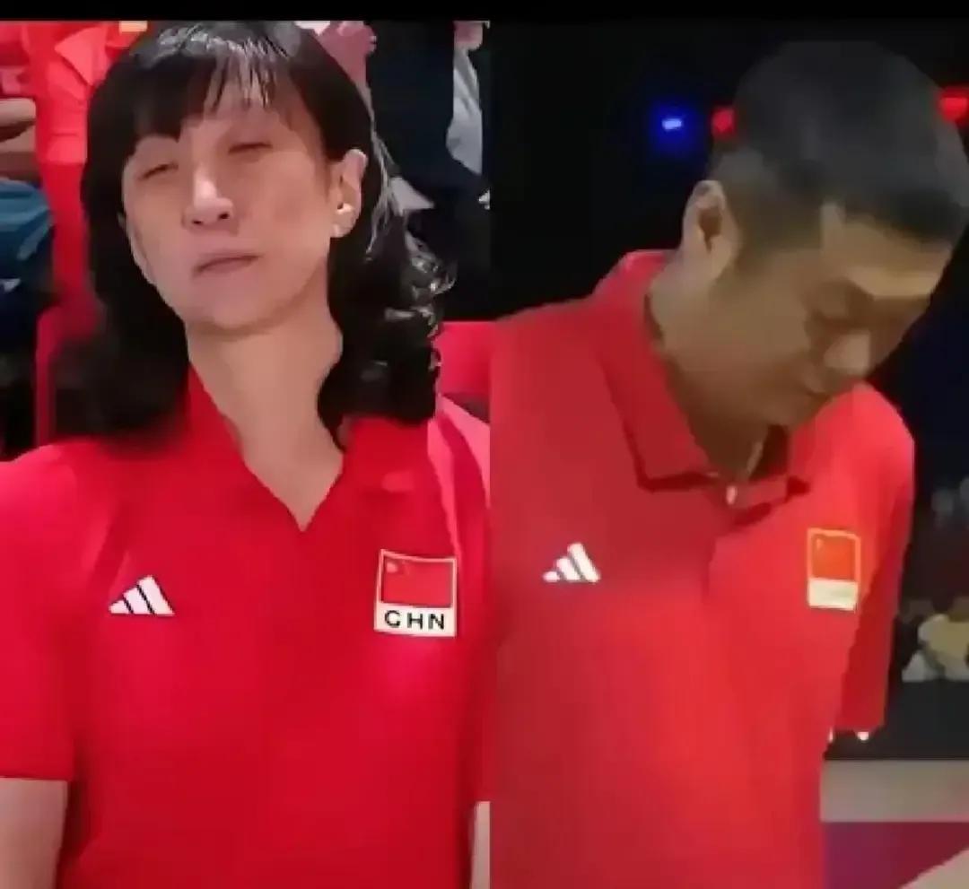亚运会中菲女排之战向我们证明了一个问题。张籽萱是现在的这支女排队伍最好的二传，亚