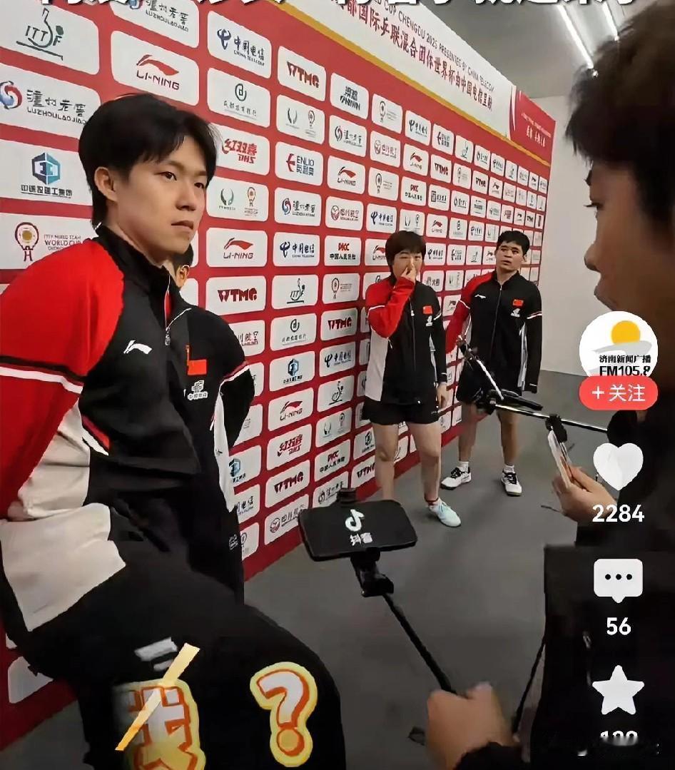 王楚钦踹记者，还不招人烦，恐怕只有王楚钦了。未曾开言先挨一脚，此记者不是旁人