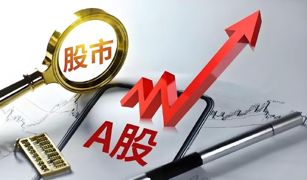 从5万做到500万一：盯紧龙头！龙头一动，老二老三跟着冲。二：成交量最关键！量小慢慢买，低位放量果断