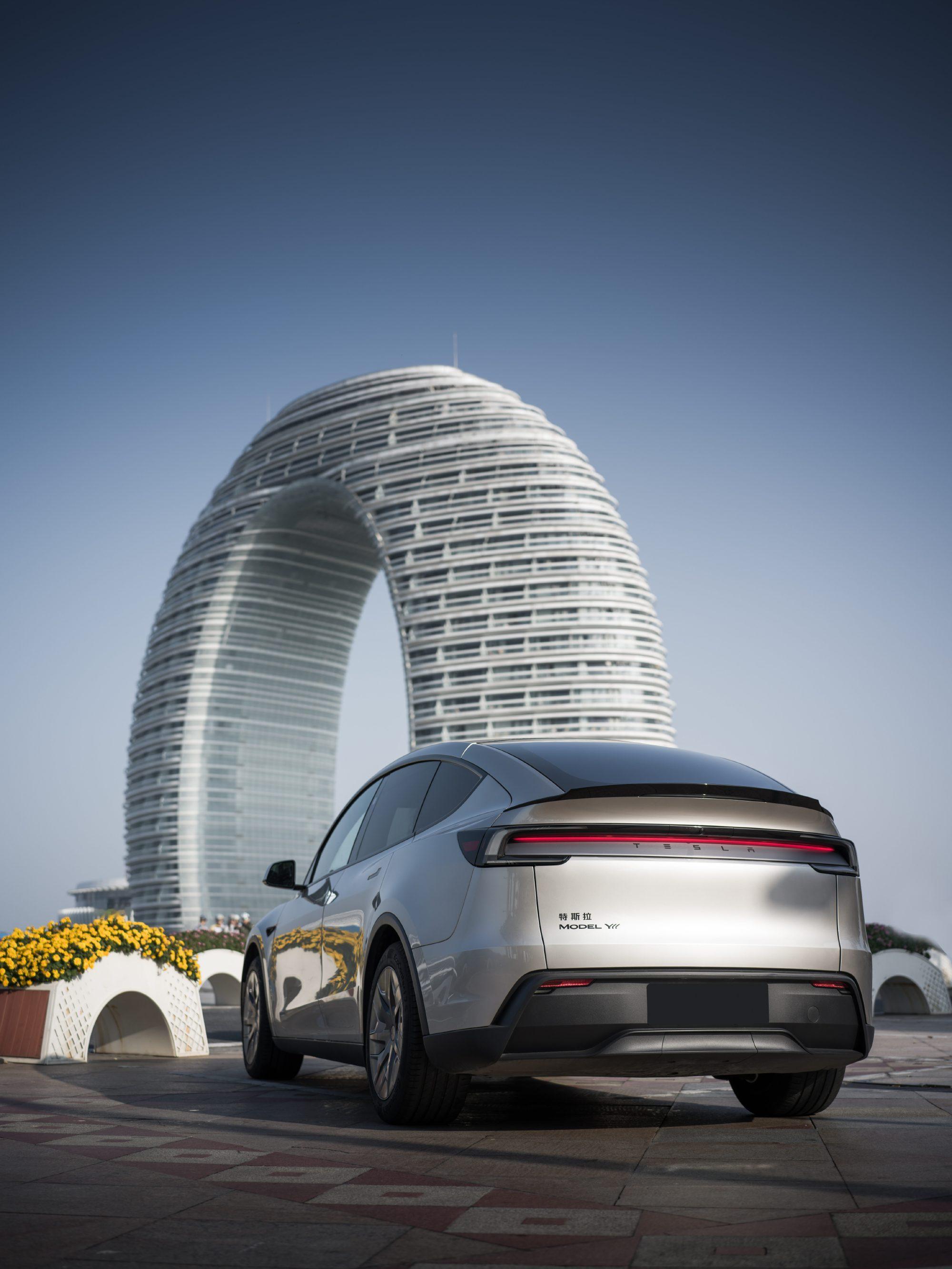 有一说一，这造型，真丑啊。。。