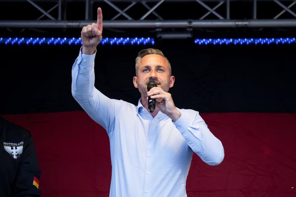 德国选择党（AfD）的阳光形象代表人物乌尔里希·西格蒙德竞选德国州选举的领导权大