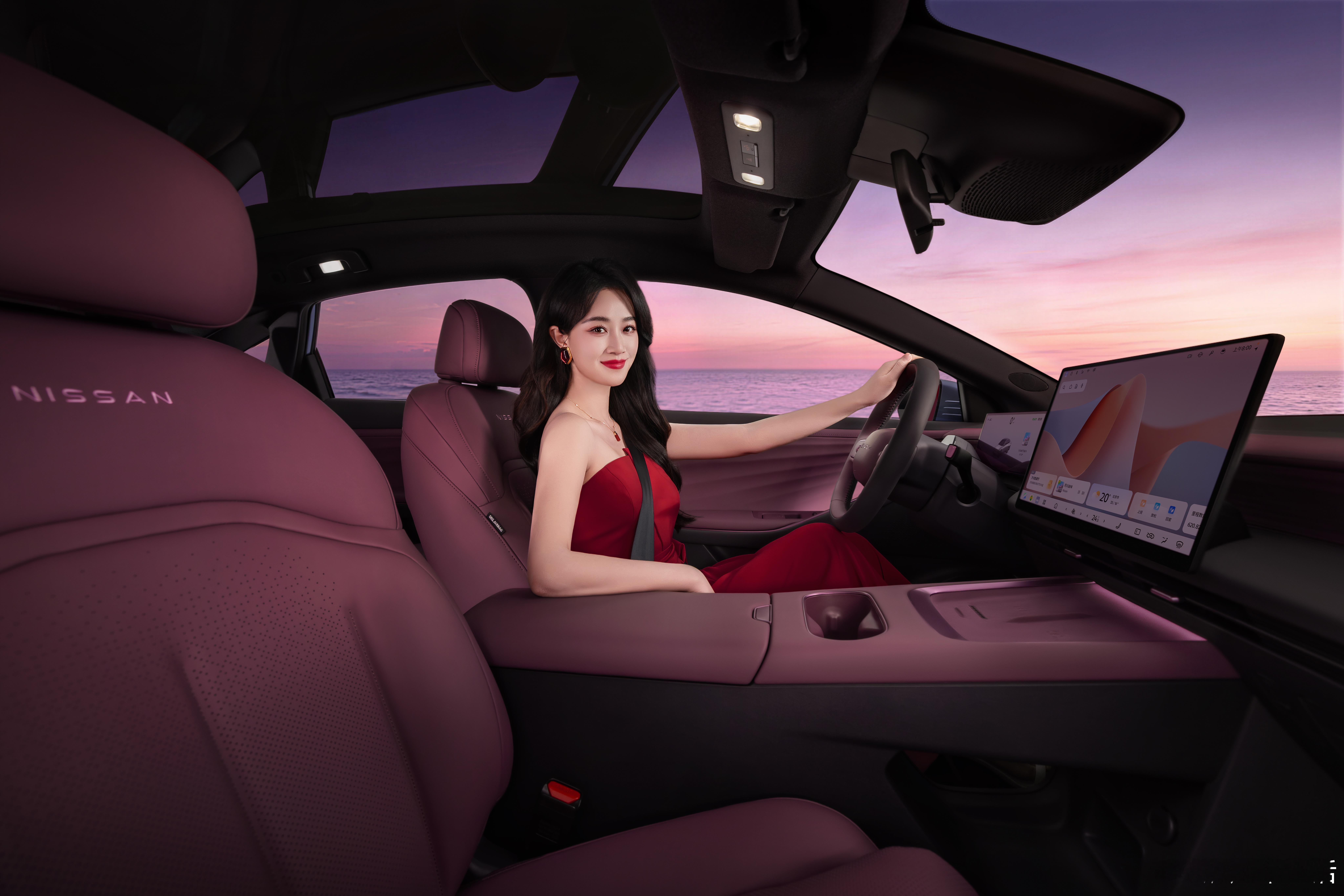 蓝盈莹开N6红运当头听说日产N6上新了大紫大红的内饰？说实话我一开始觉得“大紫