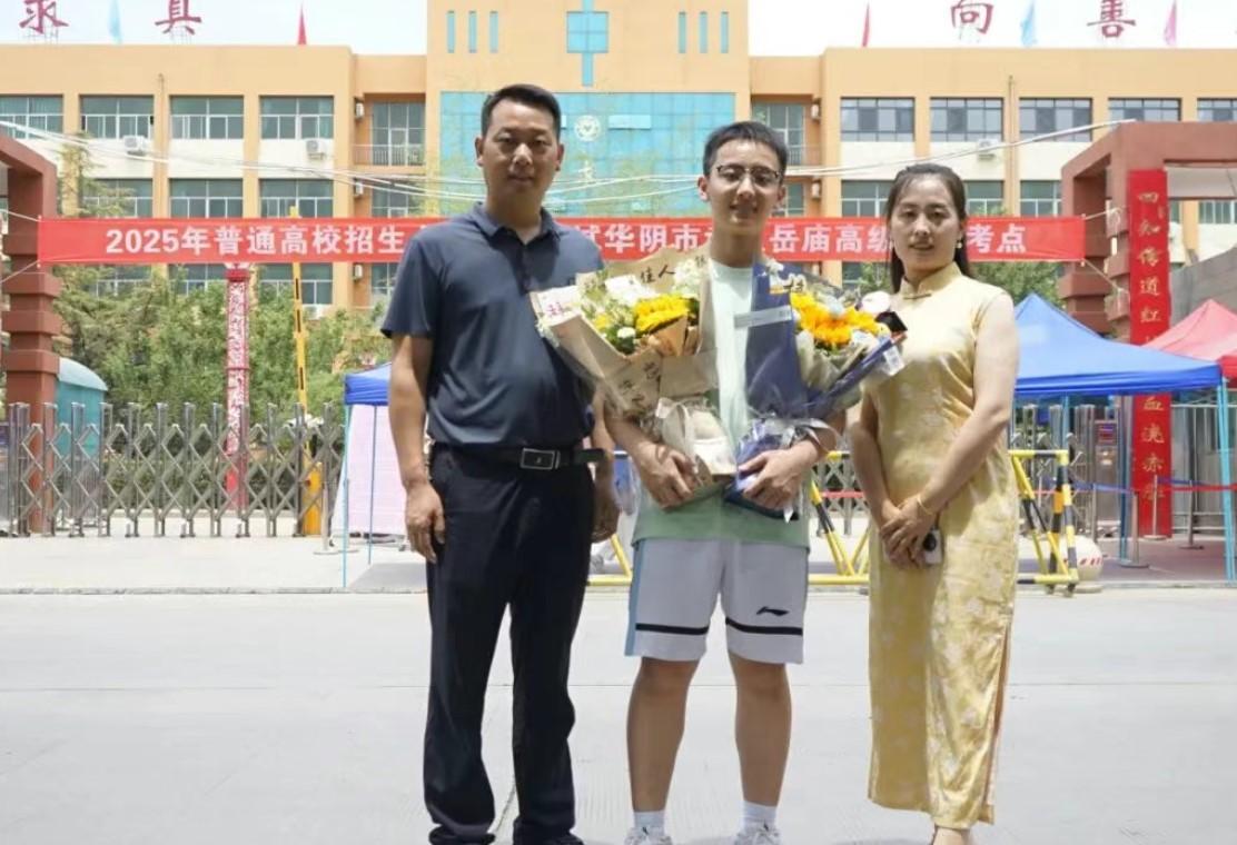 专业重要，还是院校重要？今天看到一篇短文，他认为专业比院校重要100倍，理由是