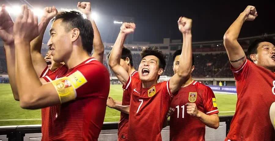 中国竞技体育这些年来发展的三个败笔：1、金元足球毁掉了中国足球发展的根基和国