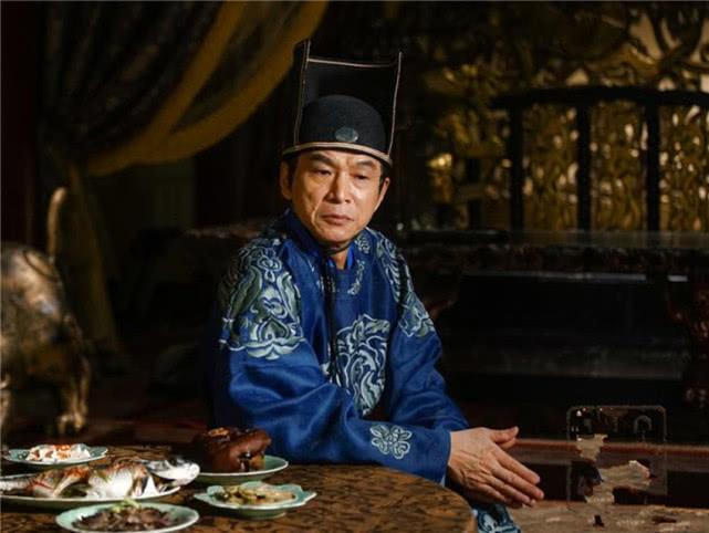 宦官李辅国有多专权！连皇帝都怕他，唐玄宗被他活活吓死？说到历史上的专权宦官，大