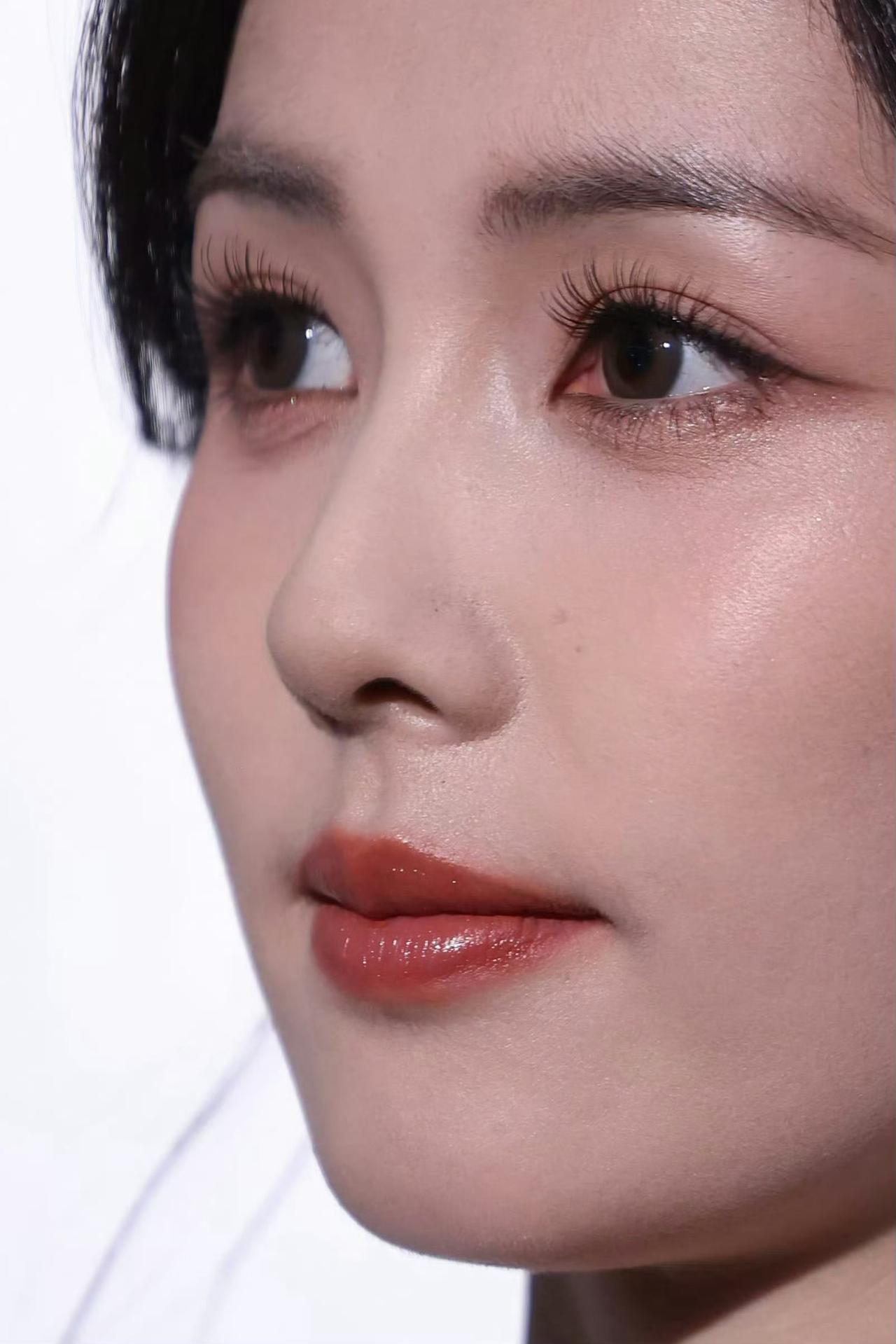 白鹿：一月行程开启，焦虑中收获新感悟近日，白鹿深夜发布1月行程，引发粉丝高度