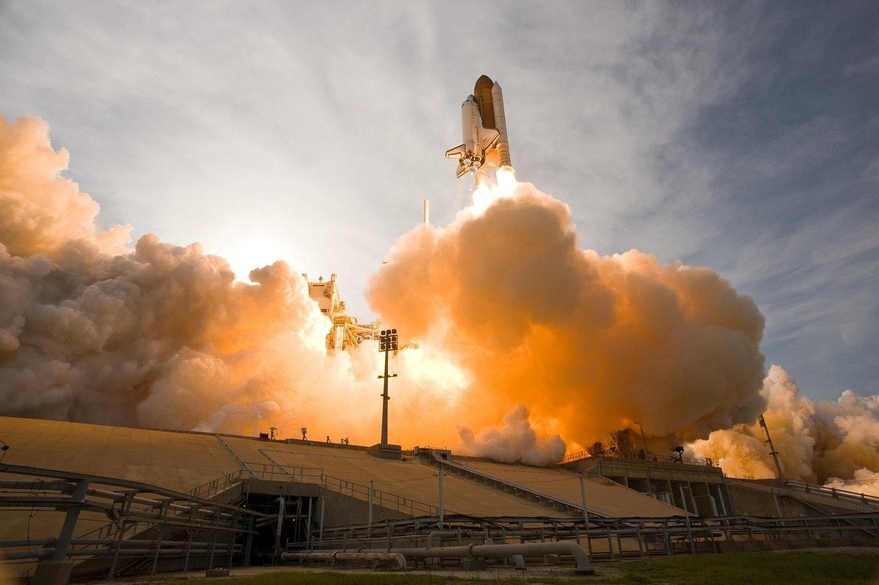 SpaceX星舰V3首飞成功，这次试飞意义重大。作为目前全球推力最强的运载火箭，