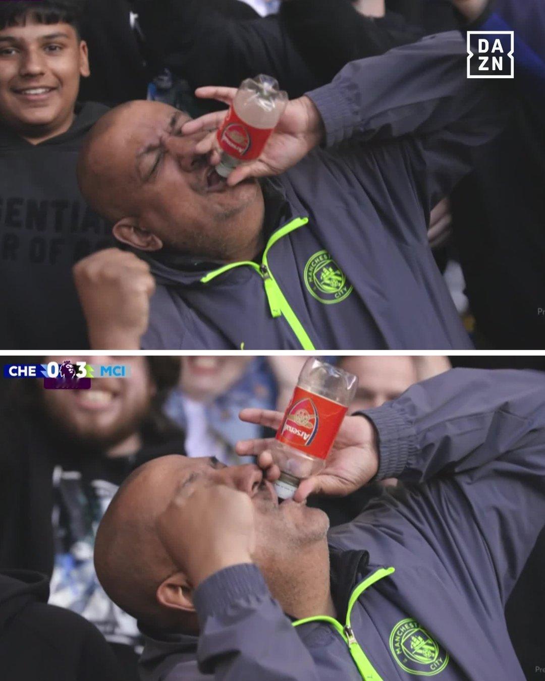 因为这段视频，这名曼城球迷火了！周日在曼城战胜切尔西的比赛现场，这名曼城球迷