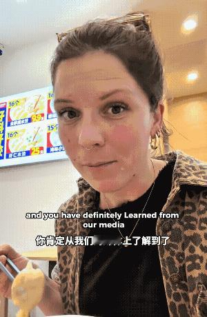 英国小姐姐大开眼界，在英国，被视作“毒药”的味精，居然在中国的小餐馆堂而皇之的放