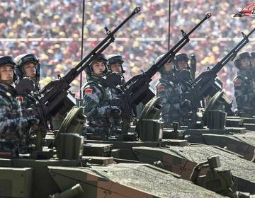 中国阅兵能否威慑住美国？美国陆军少校帕特里克·史密斯的文章说出了答案，他在中国九