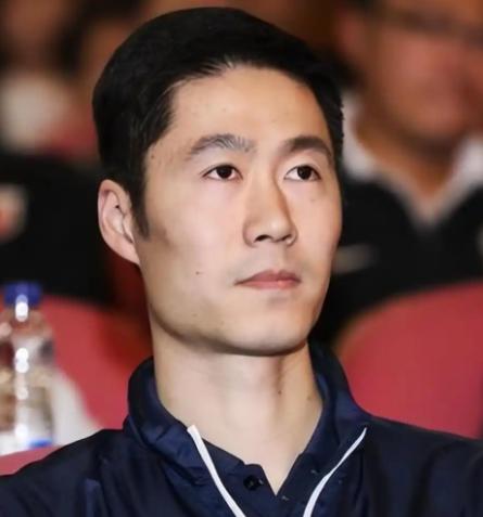 王励勤上任后，国乒的逻辑全变了。刘国梁时代是死保金牌，现在是宁丢冠军也要练新人。