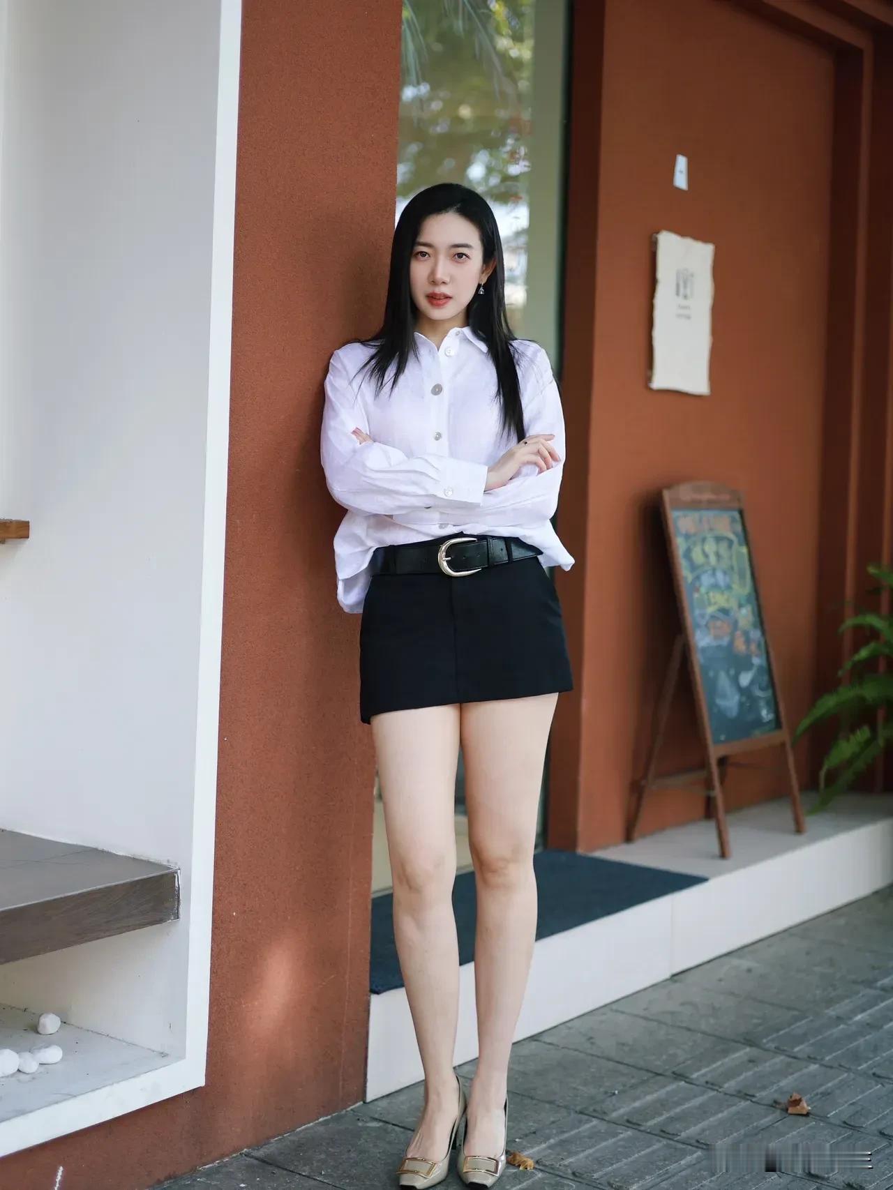 我本无意惹惊鸿，奈何惊鸿入我心。