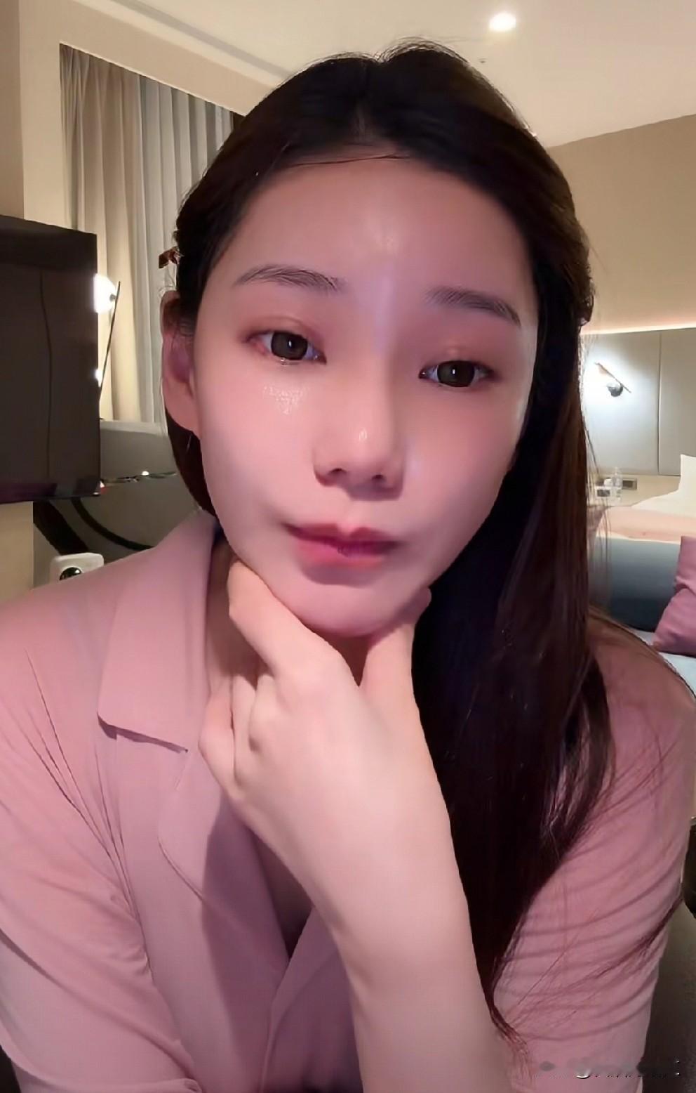 马筱梅也觉得汪小菲应该有点锋芒？刚刚，马筱梅直播时说，我现在内心会变的比较柔