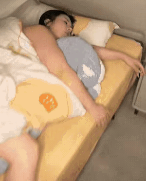 事实证明，娶老婆的时候，得找一个心智成熟的！[捂脸哭][捂脸哭][捂脸哭]