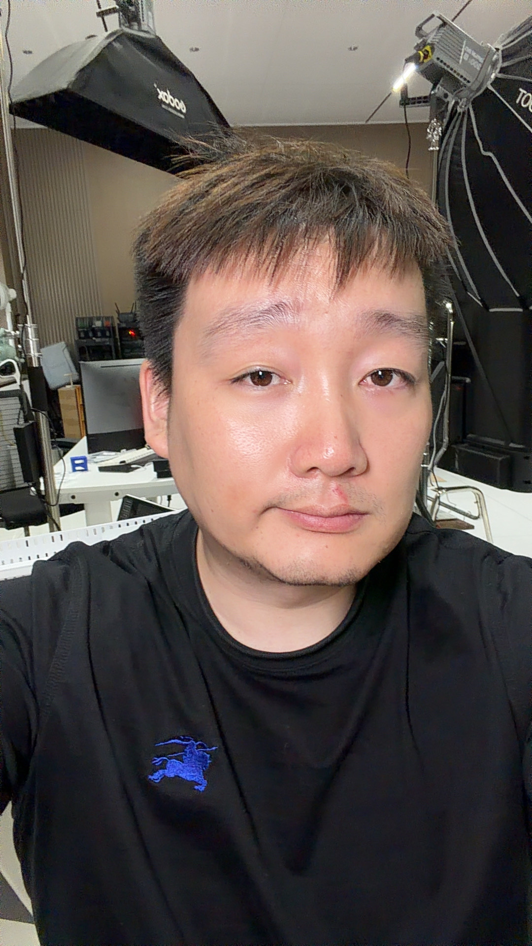 开饭了，兄弟们，依然鸭腿饭，大快朵颐了