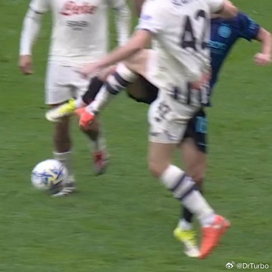 个人观点国米今天确实表现不好但是在裁判这样明着坑的情况下分析比赛的内容和发挥