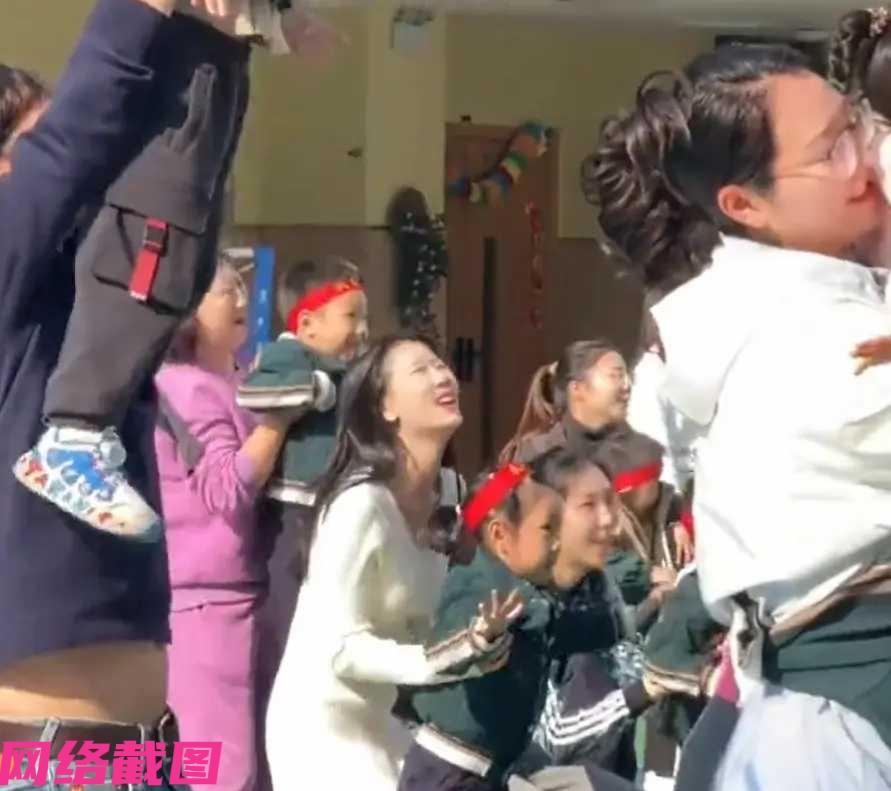 广东有女子来参加女儿幼儿园举办的亲子运动会。只在来之前幼儿园有通知要求力气大