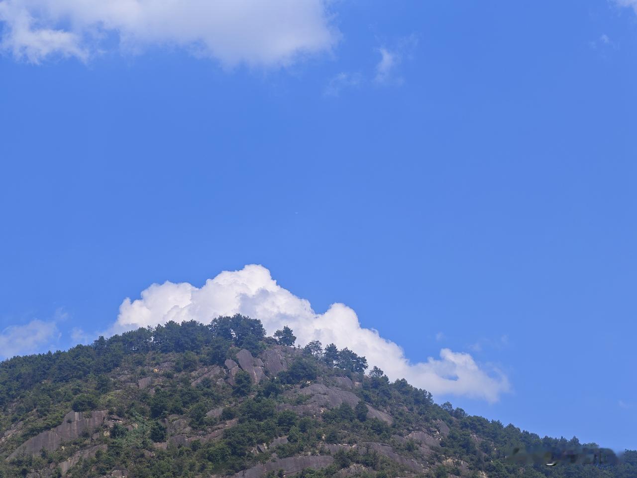 你们发现没有，川东北地区的几个县级市，居然没有一个是经济强县。川东北的县级市有