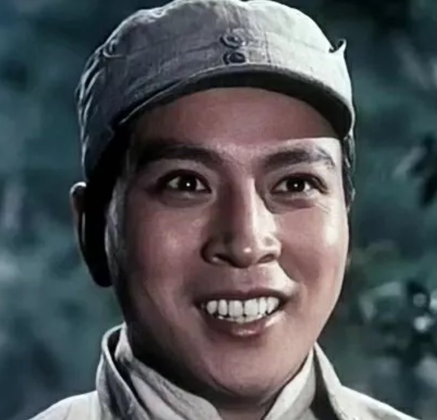 有这么一类演员，虽然五官端正，浓眉大眼，但给人的感觉就是不顺眼，打心眼不喜欢。小