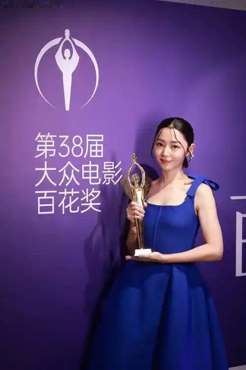 我有种预感。卫诗雅拿到百花奖影后之后，她去年在第43届金像奖上的那段获奖致辞