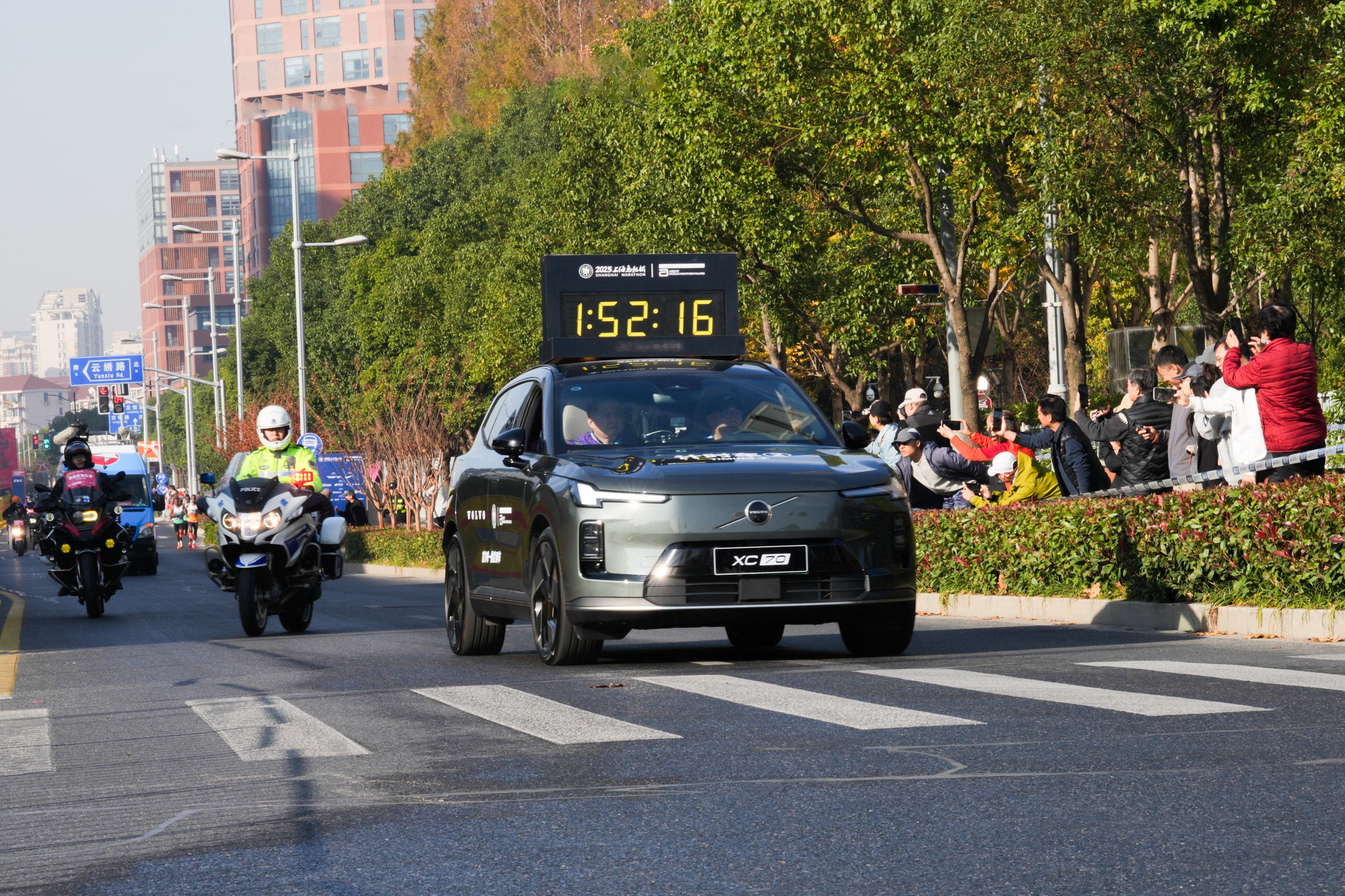 瑞银：预计2026年中国乘用车批发增速将从2025年11%放缓至3%2026年国