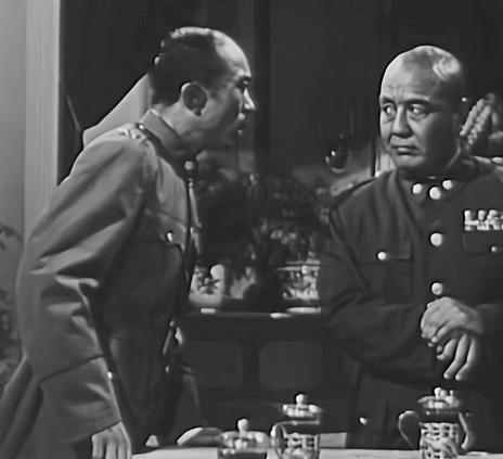 1949年4月22日，汤恩伯下令长江防线守军撤退，第4军军长王作华大骂说：“汤司