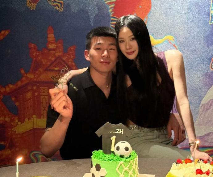 于汉超出任国足训练员中国足协在新年第一天公布了国足2026第一期集训大名单，这是