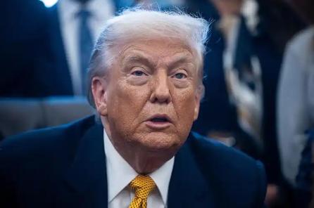 委内瑞拉彻底被打醒了！沉默整整百天，说爆发就爆发，冲突直接升级，特朗普这下压根笑