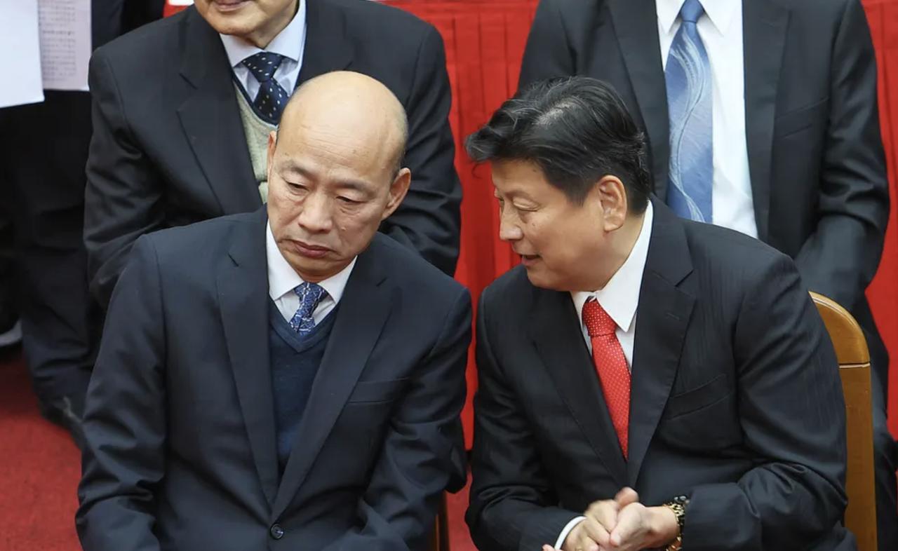 当赵少康扯上傅崐萁，他就已经输了也只能说当下的赵少康确实到了丧心病狂的程度