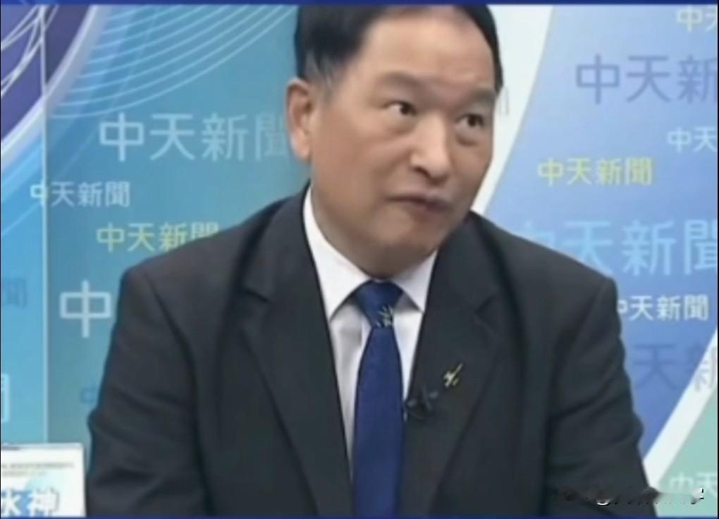 台退将张延廷坦言，对岸的战场管理经营太厉害了，真是天下无敌，说不定台湾会在一夜之