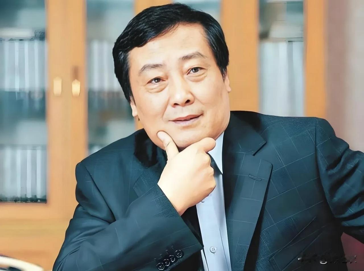 我之前看到几个博主分析感觉挺有道理，老宗就是典型的中国老人，两边糊弄，两边拿捏好