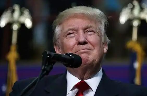 美国真慌了！抓马杜罗，中国没翻脸；打伊朗，中国没硬拦，不是怕事，而是一盘跨越50