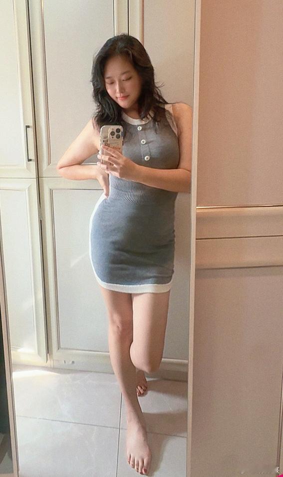 暂停一下，让我们恭喜这位女士。减脂健身长春