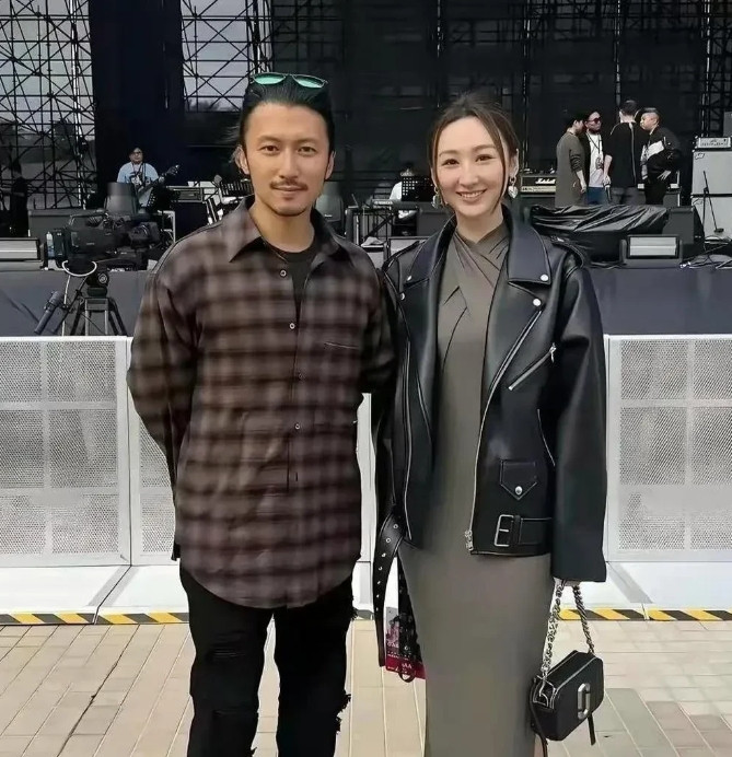 那么漂亮的女生，估计谢霆锋也会心动吧。[点赞][点赞][点赞]