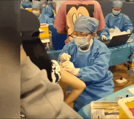 这医生人还怪好嘞买一针，送一针