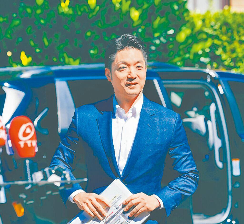蒋万安请假去旅游。近日，台北市长蒋万安趁着闲暇时光，带着家人前往日本石垣岛度假放