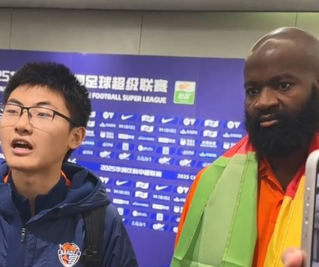 记者: 海牛外援兰克尔-泽常找队友借钱, 韦林顿5万块差点有去无回