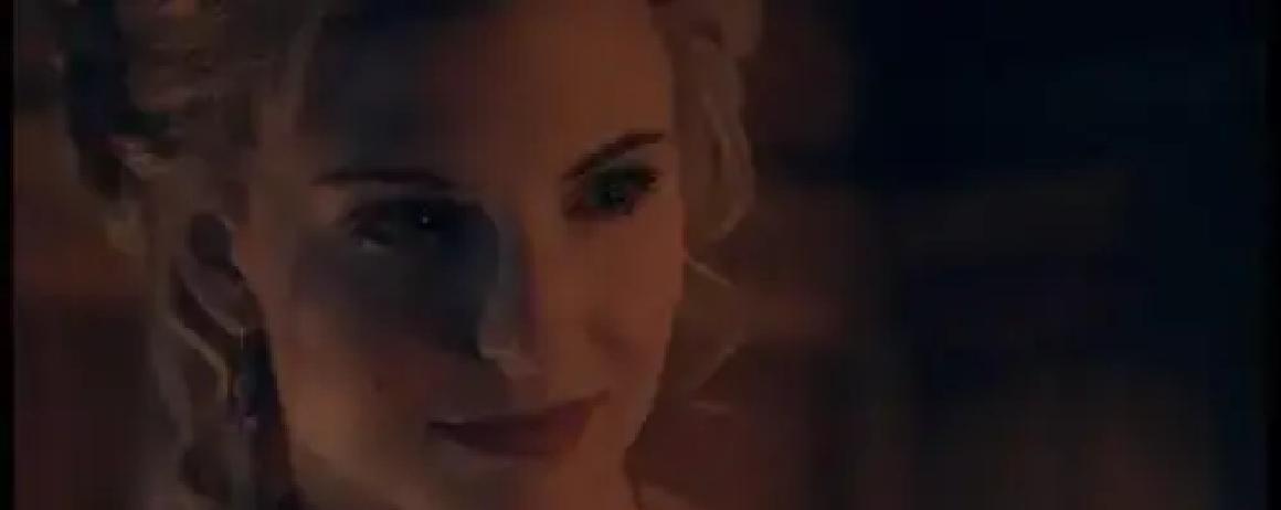 你脖子里没有项圈，为什么还是低着头？《角斗士2》的片场，他们花千万重建了罗