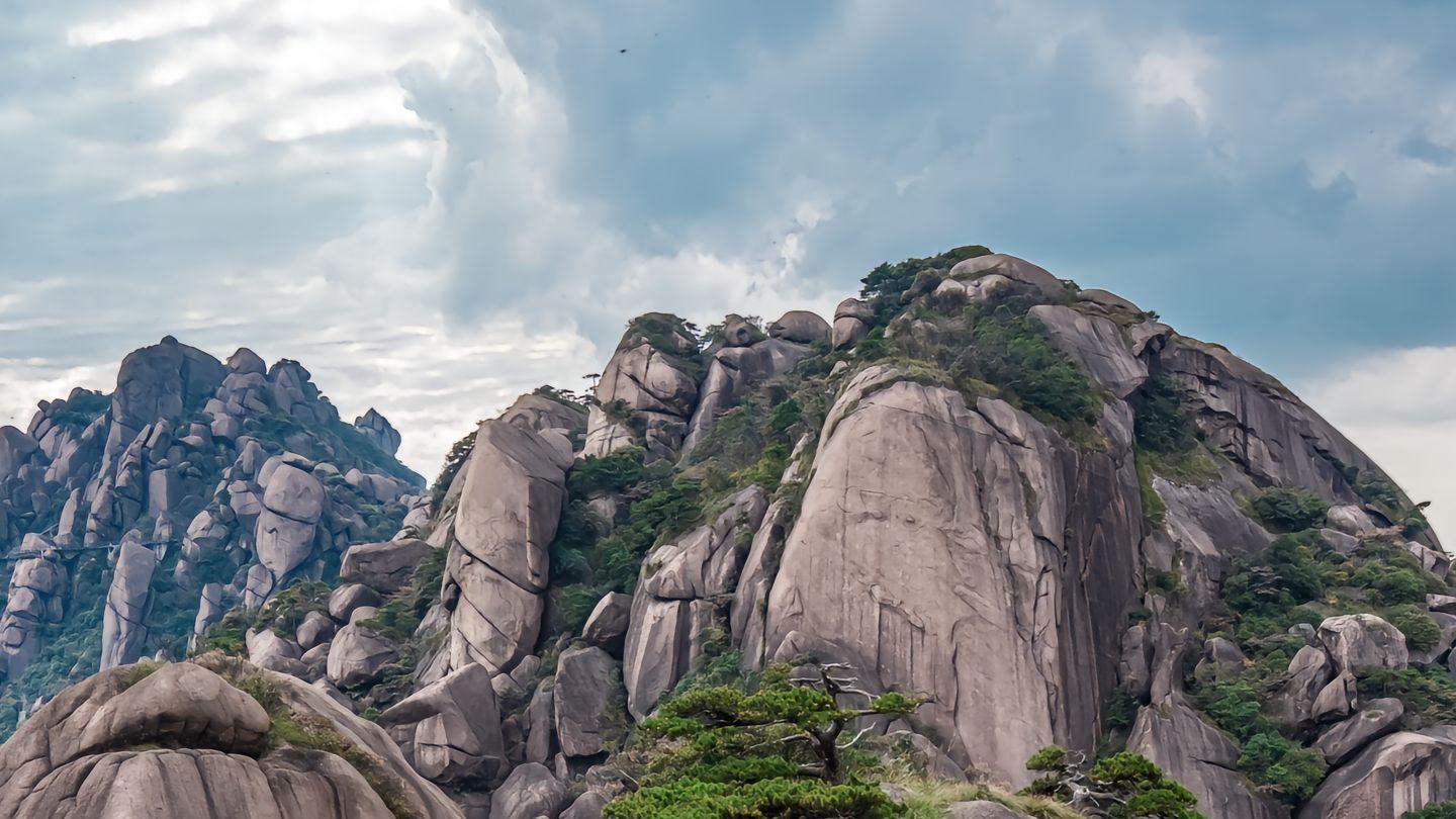 江西被严重低估的一座山, 颜值不输三清山, 放在江浙就是顶流!