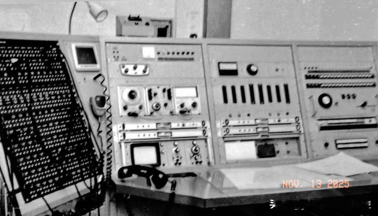 【以防长卡茨决定关闭陆军广播电台】以色列陆军广播电台11月12日首次发