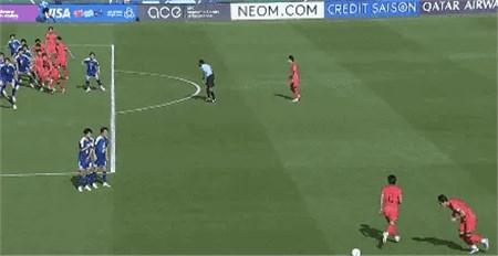 我刚听一位不愿透露姓名的解说老师在休息室叹气说：“日本U23这套轮换，简直把韩国